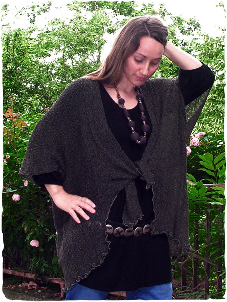 dana poncho2