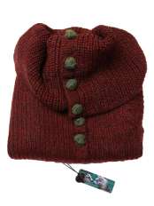dunkelroter rollkragenpullover aus alpaka mit dunkelgrnen knpfen katia