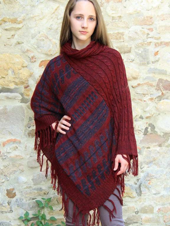 Sheila alpaca poncho