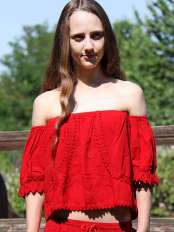shoulder cut top gina