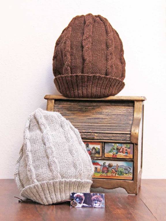 Baby alpaca hat Charanco