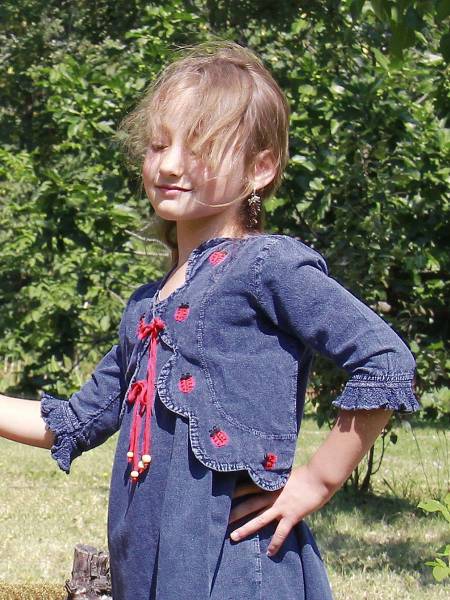 Girl summer shrug Mariquita