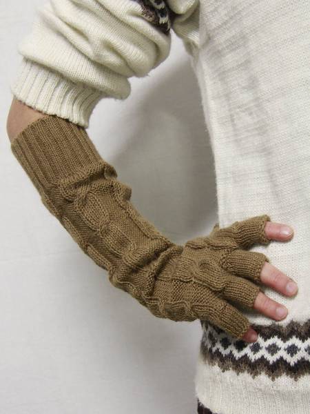 Fingerless long alpaca gloves